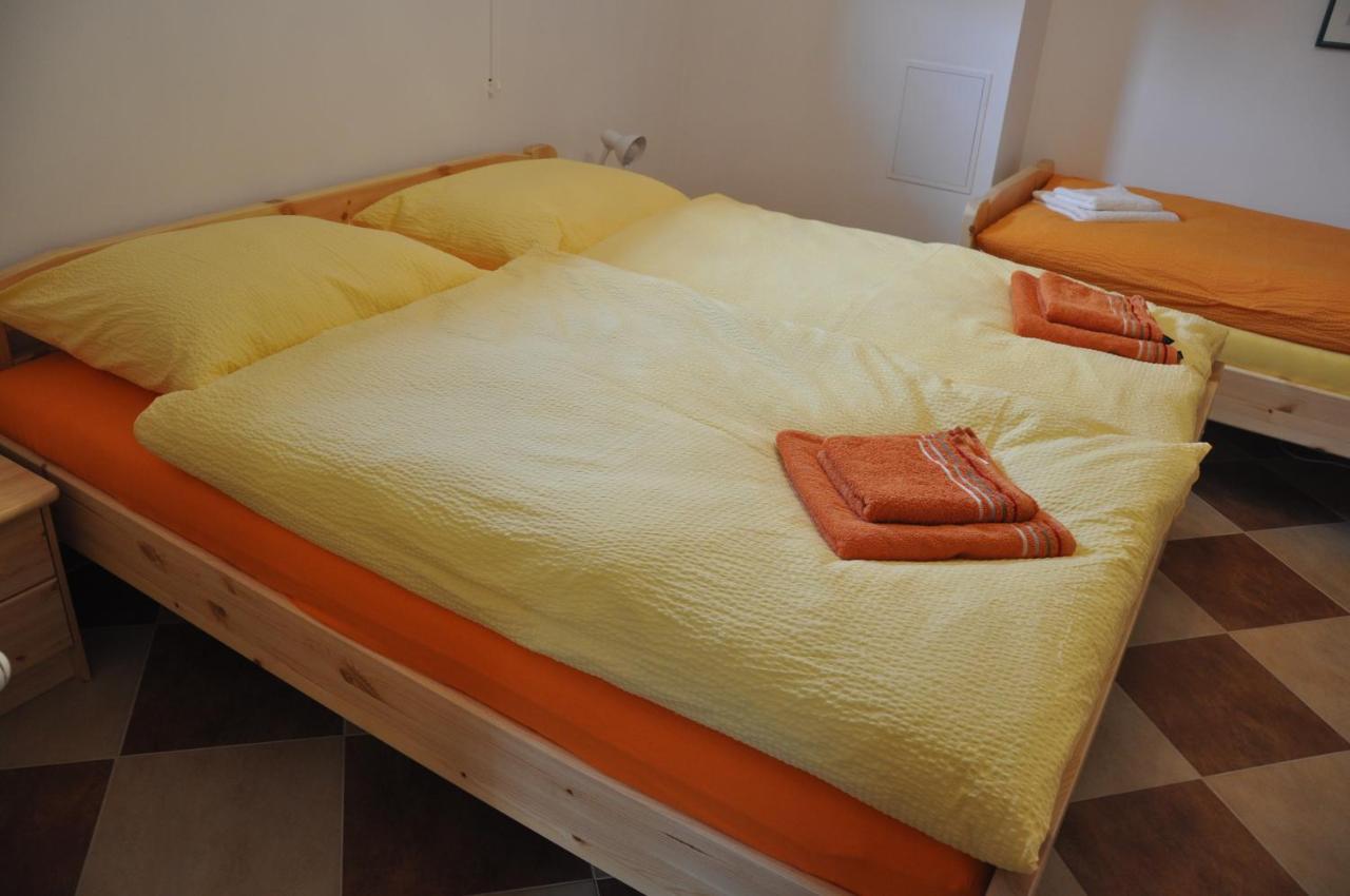 Privatzimmer Bendl Steinhaus am Semmering Exterior photo